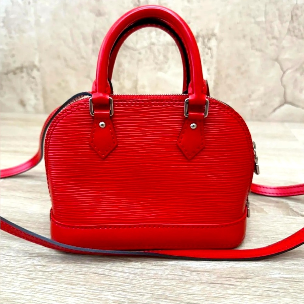 Louis Vuitton Alma BB Epi